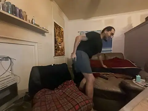 ThrowedWorldWide online show from 02/07/26, 08:51