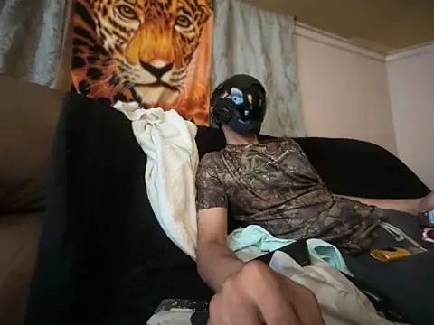 ThrowedWorldWide online show from 04/18/26, 07:07