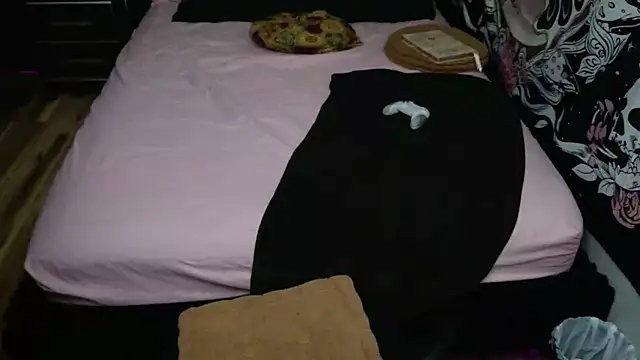 NeliaHexxen online show from 02/16/26, 06:53