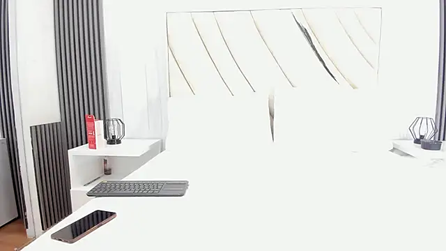 celestebellmont online show from 09/30/25, 12:21