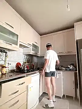 krerem online show from 04/08/26, 01:55