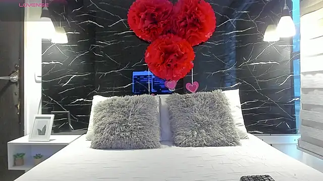 ZOE LE online show from 02/23/26, 11:51