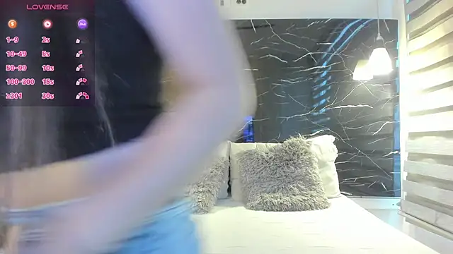 ZOE LE online show from 03/17/26, 11:46