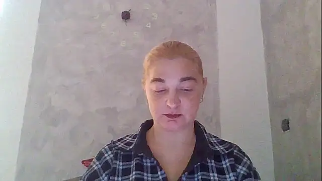 Snapshot of GoldenAngelMilf chatting on 01/08/26, 12:29 GoldenAngelMilf online show from 01/08/26, 12:29