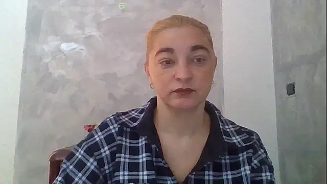 Snapshot of GoldenAngelMilf chatting on 01/09/26, 09:01 GoldenAngelMilf online show from 01/09/26, 09:01