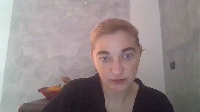 Snapshot of GoldenAngelMilf chatting on 02/19/26, 12:12 GoldenAngelMilf online show from 02/19/26, 12:12