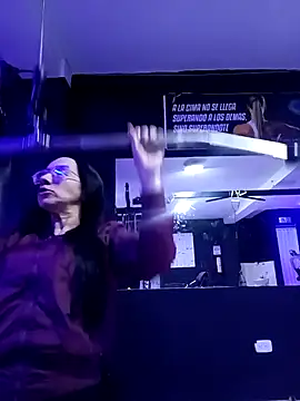 YaraDuartee online show from 11/26/25, 06:20