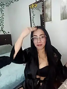 YaraDuartee online show from 01/15/26, 12:59