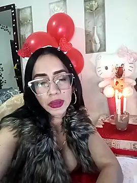 YaraDuartee online show from 02/15/26, 01:02