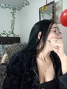 YaraDuartee online show from 02/17/26, 12:40