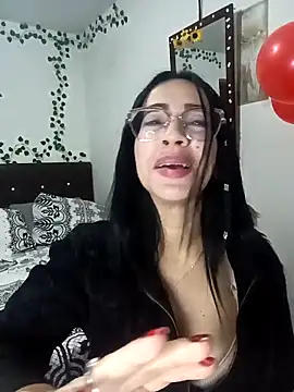 YaraDuartee online show from 02/19/26, 01:23