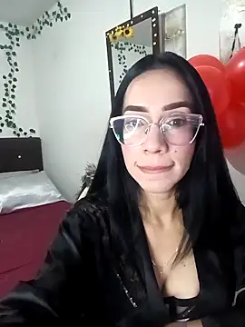 YaraDuartee online show from 02/26/26, 07:46