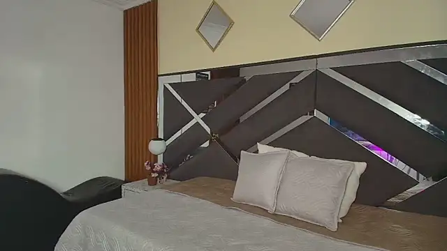 GabySweett  online show from 04/26/26, 01:31