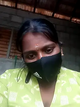 Snapshot of Tamil_Hot_Sandy chatting on 10/06/25, 07:39 Tamil Hot Sandy online show from 10/06/25, 07:39