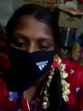 Snapshot of Tamil_Hot_Sandy chatting on 10/16/25, 12:28 Tamil Hot Sandy online show from 10/16/25, 12:28