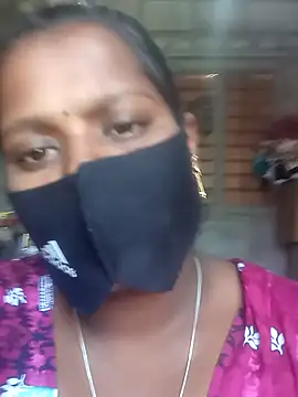 Tamil Hot Sandy online show from 11/26/25, 05:52