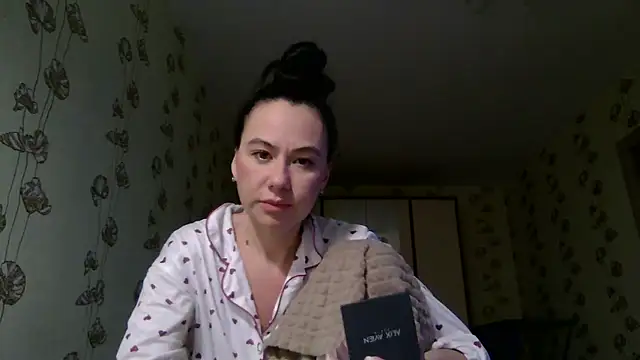 Snapshot of Varivela chatting on 02/06/26, 09:29 Varivela online show from 02/06/26, 09:29