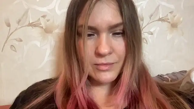 Snapshot of Milysoren chatting on 02/24/26, 05:55 Milysoren online show from 02/24/26, 05:55