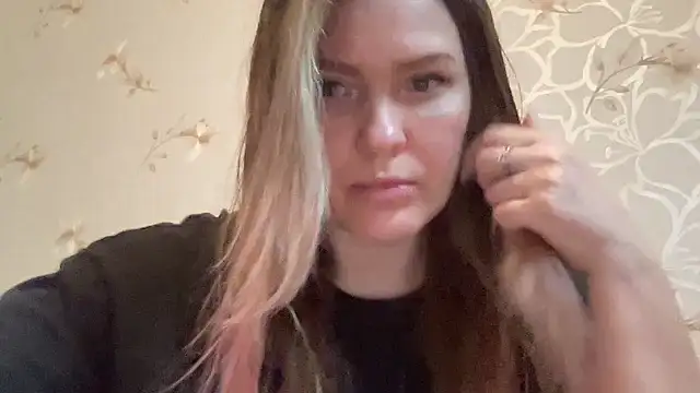 Snapshot of Milysoren chatting on 03/02/26, 03:19 Milysoren online show from 03/02/26, 03:19