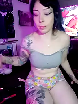 Snapshot of pinklajokr chatting on 11/07/25, 06:35 pinklajokr online show from 11/07/25, 06:35