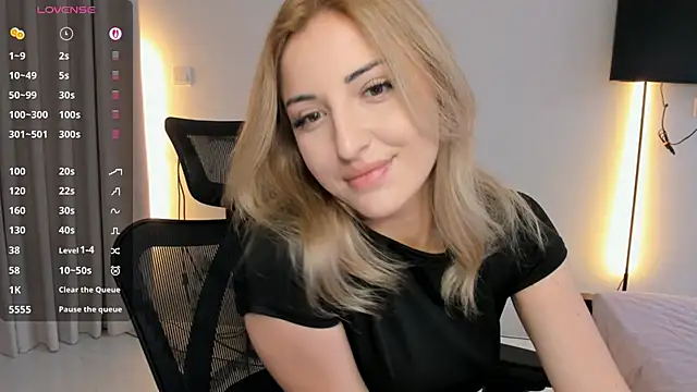 AmyVilvet  online show from 04/19/26, 11:18