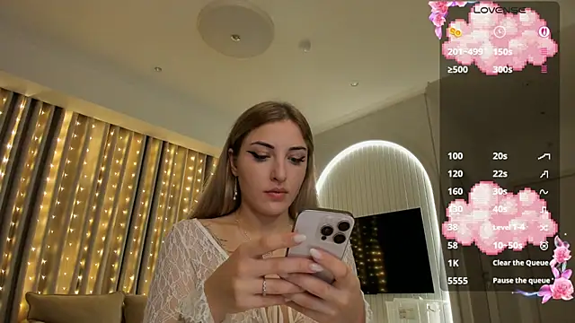Snapshot of AmyVilvet_ chatting on 05/31/26, 07:26 AmyVilvet online show from 05/31/26, 07:26