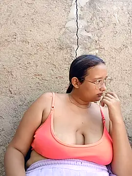 young dairy01 online show from 11/03/25, 06:42