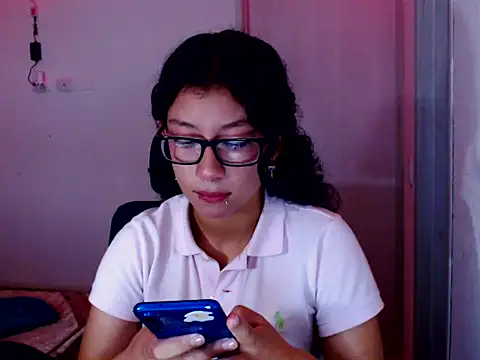 Ivonnybonn online show from 01/13/26, 08:36