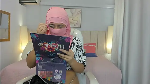 Ridwana Haddad online show from 10/30/25, 12:17