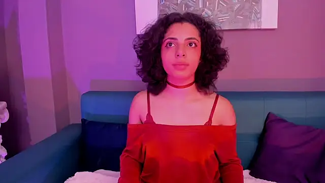 Alessiia   online show from 11/06/25, 07:20