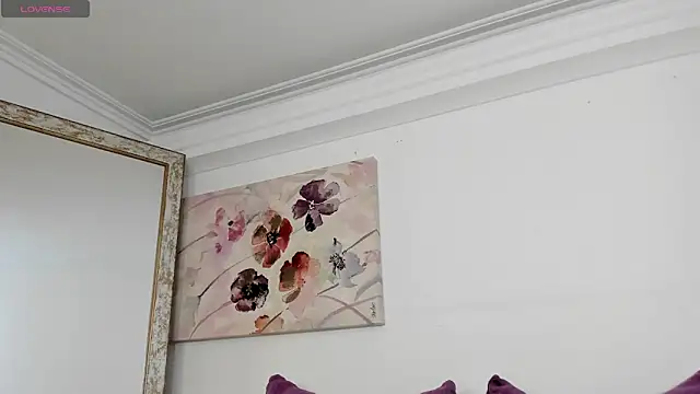 sofi laane online show from 11/23/25, 01:22