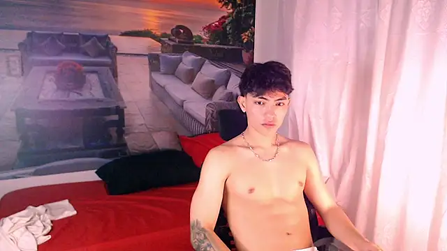 Snapshot of RomeoMillerr chatting on 01/08/26, 08:11 RomeoMillerr online show from 01/08/26, 08:11