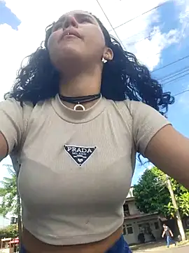 Snapshot of _TOMOE chatting on 10/25/25, 07:52 TOMOE online show from 10/25/25, 07:52