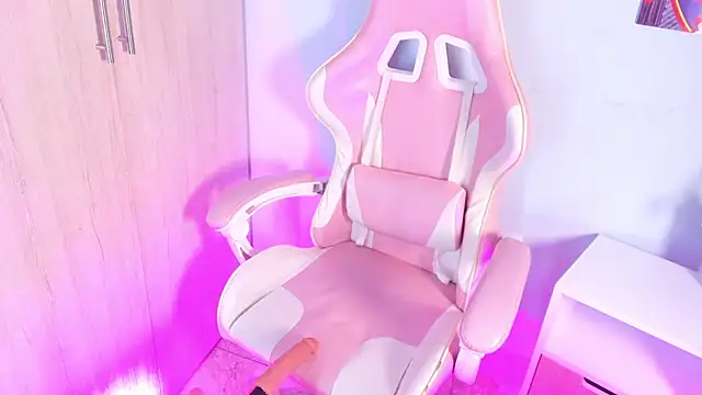 Athenea  fox online show from 11/09/25, 11:19