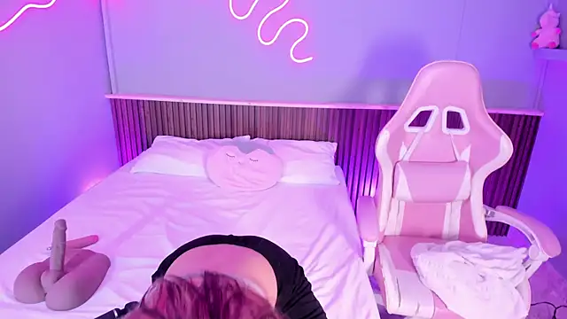 Athenea  fox online show from 04/13/26, 11:59