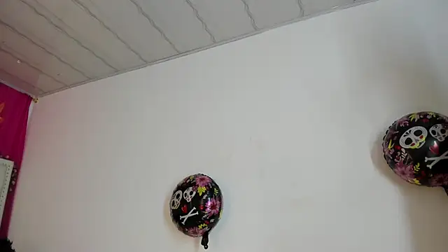 Snapshot of XaanderGrey chatting on 10/06/25, 07:22 XaanderGrey online show from 10/06/25, 07:22