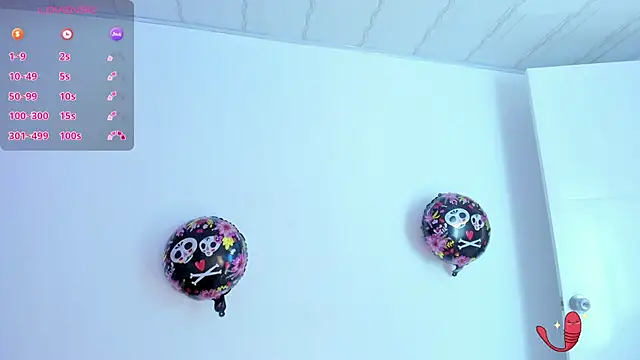 Snapshot of XaanderGrey chatting on 10/21/25, 06:52 XaanderGrey online show from 10/21/25, 06:52