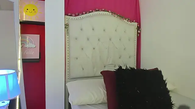 Snapshot of XaanderGrey chatting on 12/03/25, 07:12 XaanderGrey online show from 12/03/25, 07:12