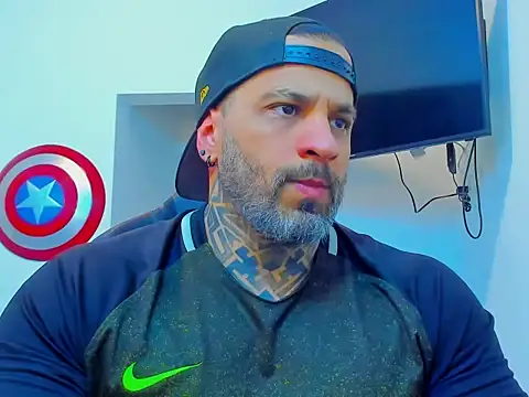 JoshRigby online show from 11/19/25, 07:36