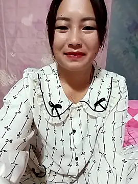 Snapshot of buddy-sexy chatting on 05/10/26, 01:22 buddy-sexy online show from 05/10/26, 01:22