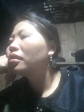 bree-zz online show from 10/25/25, 09:42