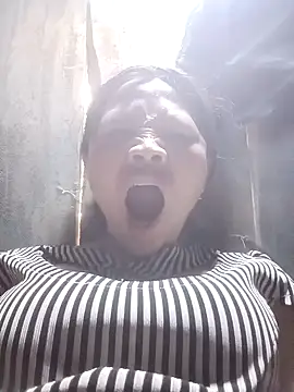 bree-zz online show from 03/18/26, 05:43