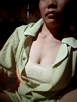 bree-zz online show from 04/13/26, 10:48