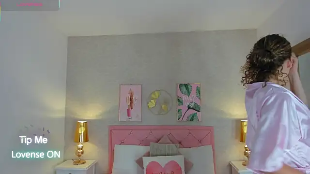 kendallspears 1 online show from 12/04/25, 04:11