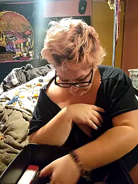 violentviolet68 online show from 10/12/25, 06:51