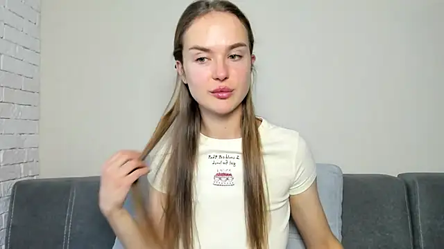 LilMary  online show from 12/23/25, 07:06