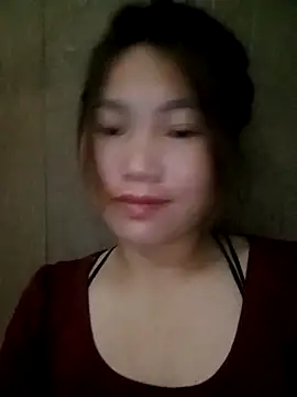 min-xinh online show from 10/03/25, 04:48