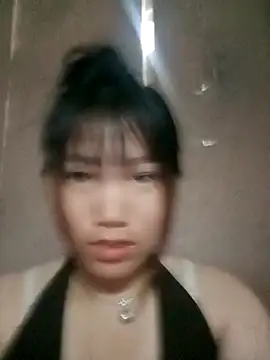 min-xinh online show from 04/23/26, 10:14