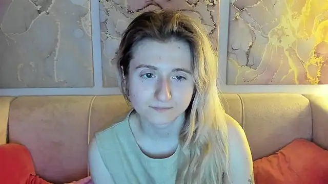 CamillaDreamer online show from 04/18/26, 11:38