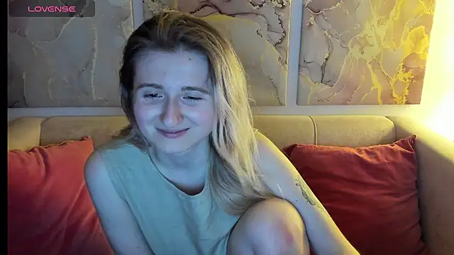 CamillaDreamer online show from 04/19/26, 06:10